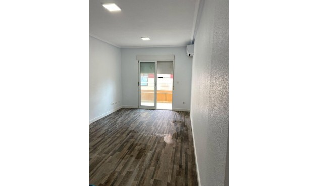 Resale - Apartment -
San Miguel de Salinas - Pueblo 9