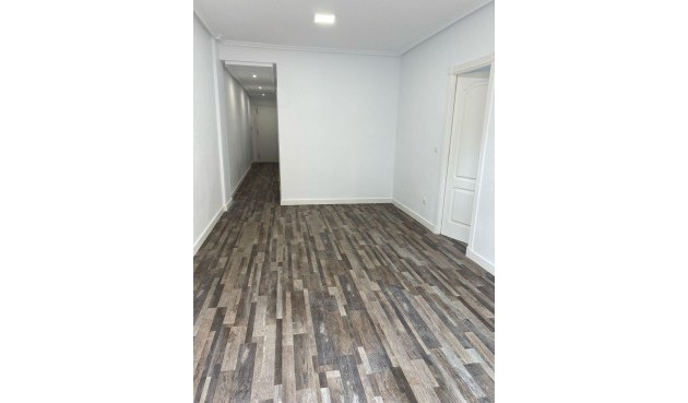 Resale - Apartment -
San Miguel de Salinas - Pueblo 9