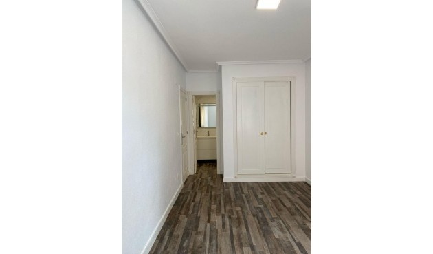 Resale - Apartment -
San Miguel de Salinas - Pueblo 9
