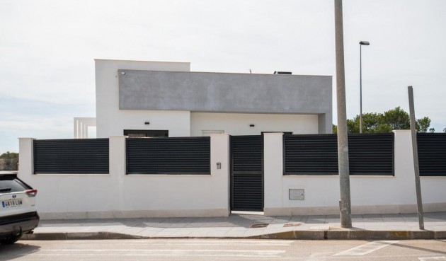 Resale - Villa -
Pinar de Campoverde - LOS ROMEROS
