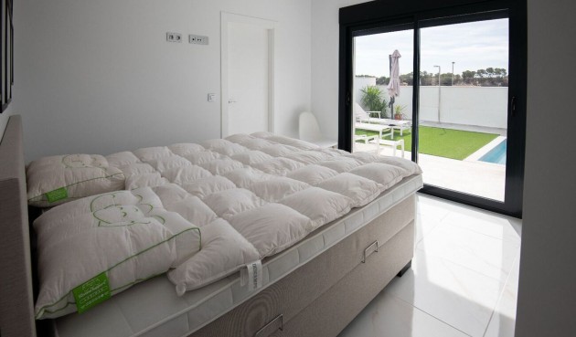 Resale - Villa -
Pinar de Campoverde - LOS ROMEROS