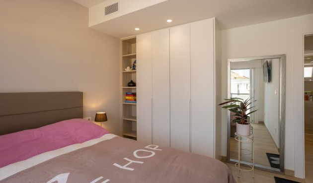 Resale - Apartment -
San Miguel de Salinas - Inland