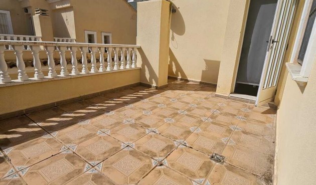 Resale - Villa -
Guardamar del Segura - Campomar