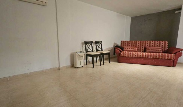 Resale - Villa -
Guardamar del Segura - Campomar