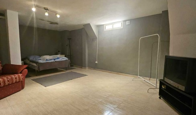 Resale - Villa -
Guardamar del Segura - Campomar