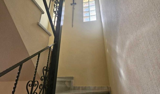 Resale - Villa -
Guardamar del Segura - Campomar