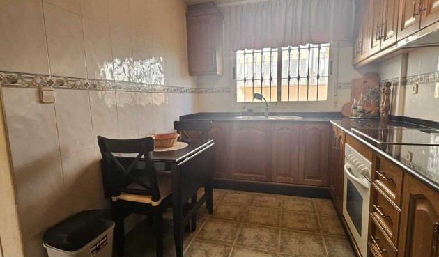 Resale - Villa -
Guardamar del Segura - Campomar