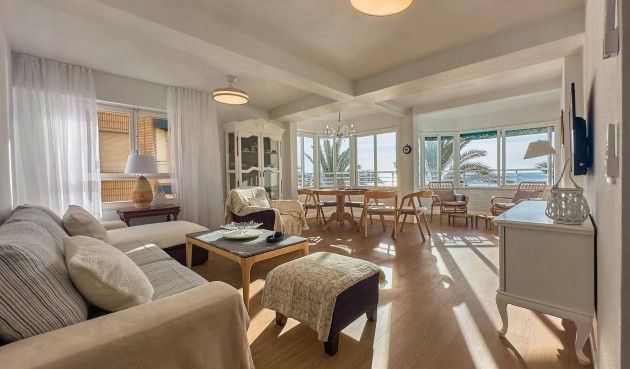 Brukt - Apartment -
Torrevieja - Centro