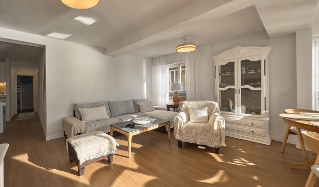 Brukt - Apartment -
Torrevieja - Centro