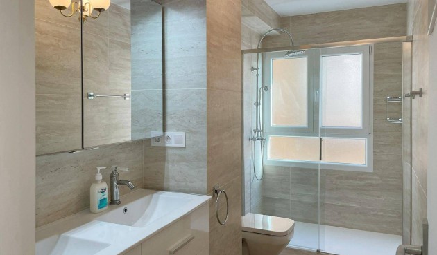 Brukt - Apartment -
Torrevieja - Centro