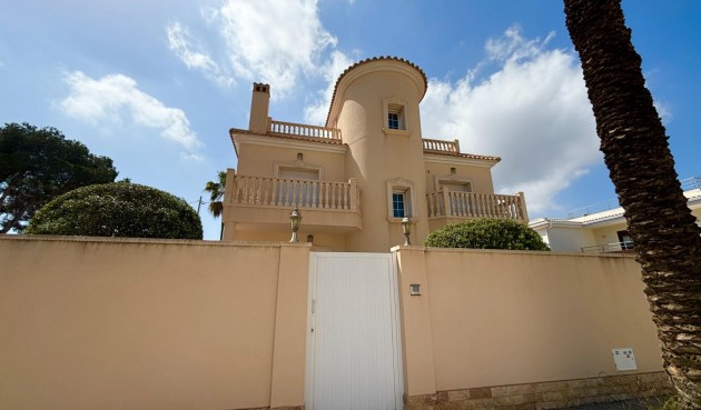 Resale - Villa -
Cabo Roig - Costa Blanca