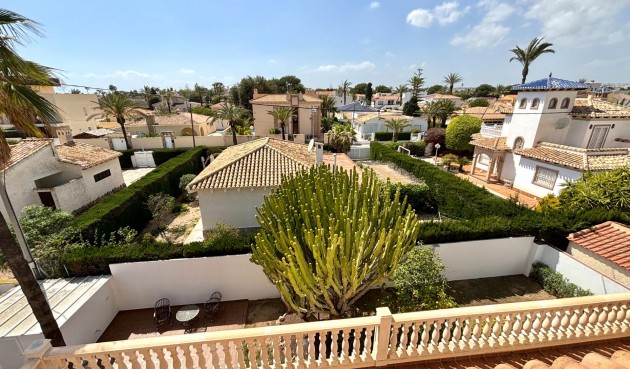 Resale - Villa -
Cabo Roig - Costa Blanca