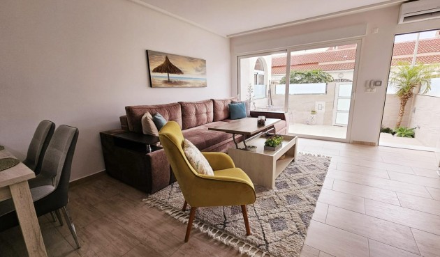 Reventa - Duplex -
Torrevieja - La Siesta