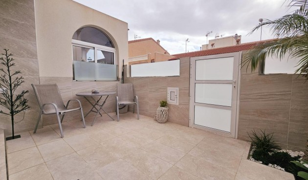 Reventa - Duplex -
Torrevieja - La Siesta