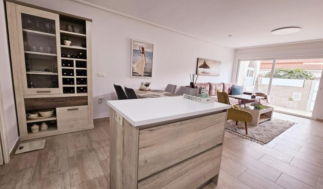 Reventa - Duplex -
Torrevieja - La Siesta