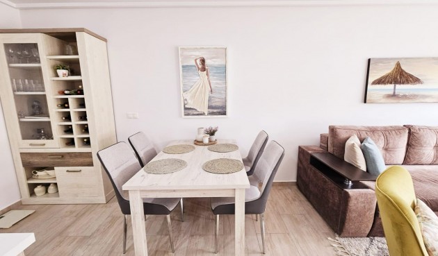 Reventa - Duplex -
Torrevieja - La Siesta