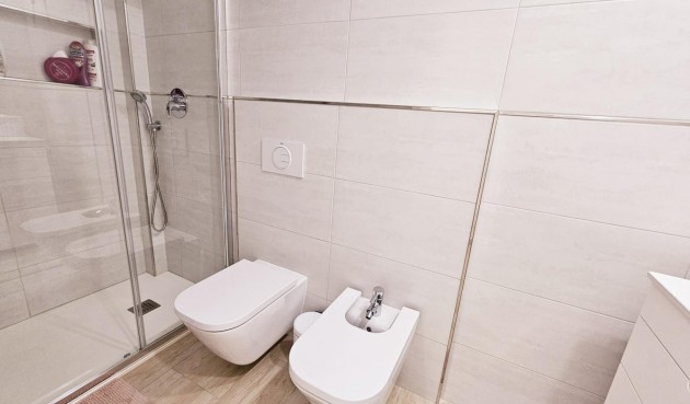 Reventa - Duplex -
Torrevieja - La Siesta