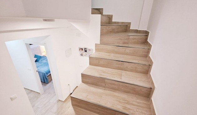 Reventa - Duplex -
Torrevieja - La Siesta