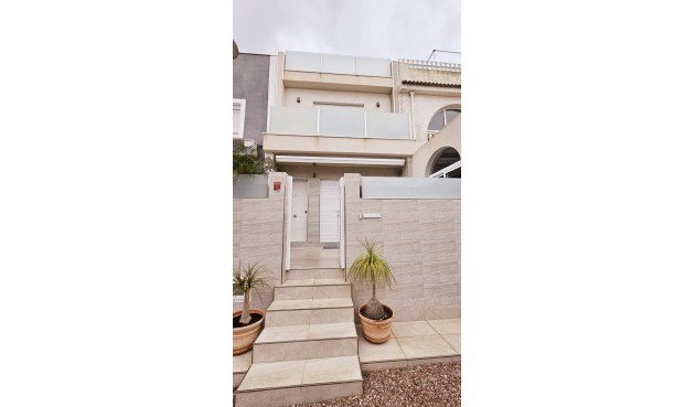 Reventa - Duplex -
Torrevieja - La Siesta