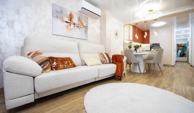 Resale - Apartment -
Torrevieja - Costa Blanca