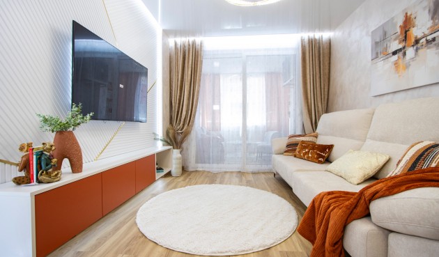 Resale - Apartment -
Torrevieja - Costa Blanca