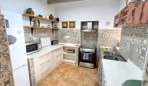 Resale - Town House -
Raspay - Inland