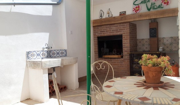 Resale - Town House -
Raspay - Inland