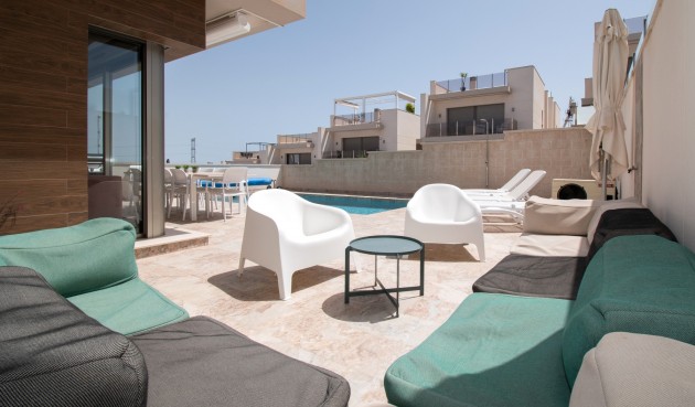 Brukt - Villa -
Orihuela Costa - Costa Blanca