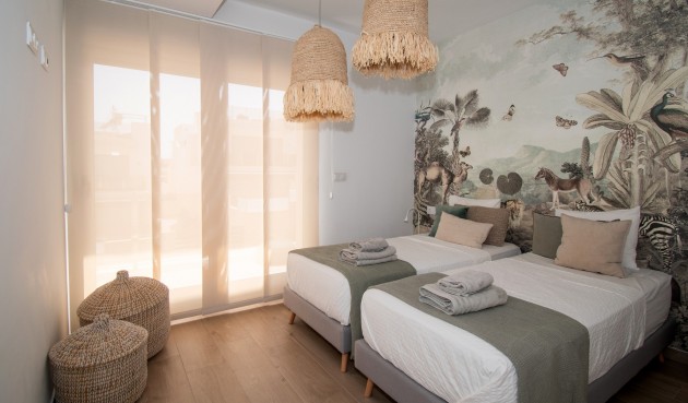 Brukt - Villa -
Orihuela Costa - Costa Blanca