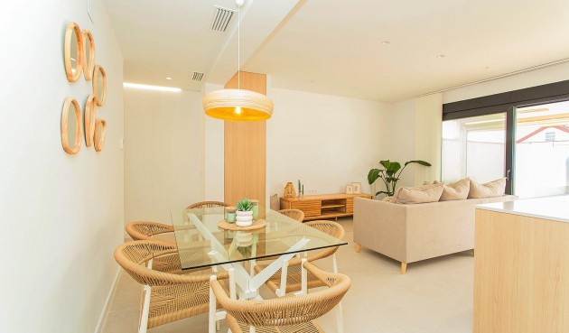 Brukt - Town House -
Torrevieja - La Siesta