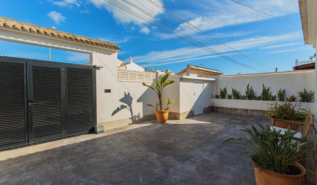 Brukt - Town House -
Torrevieja - La Siesta