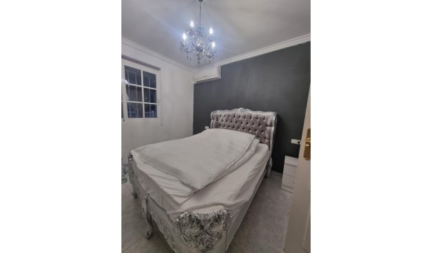 Resale - Apartment -
Torrevieja - Los Balcones - Los Altos del Edén