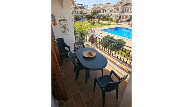 Resale - Bungalow -
Pilar de la Horadada - Costa Blanca