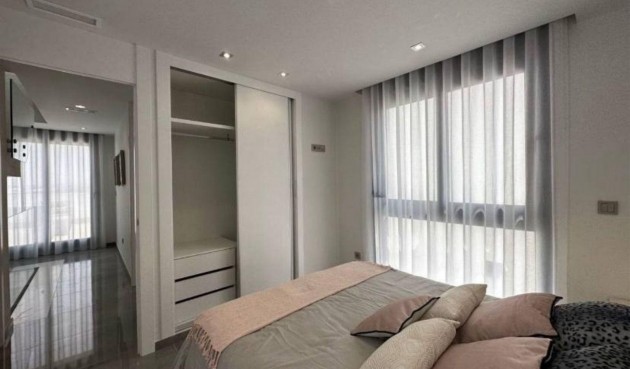 Resale - Villa -
Torrevieja - Los Balcones - Los Altos del Edén