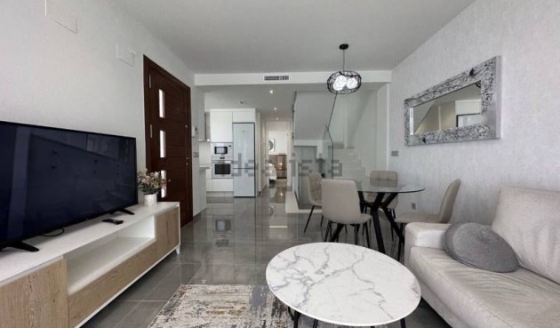 Återförsäljning - Town House -
Torrevieja - Costa Blanca
