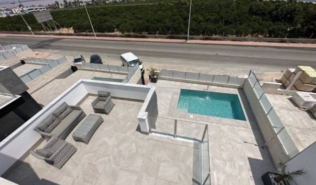 Återförsäljning - Town House -
Torrevieja - Costa Blanca