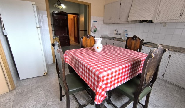 Brukt - Town House -
Yecla - Inland