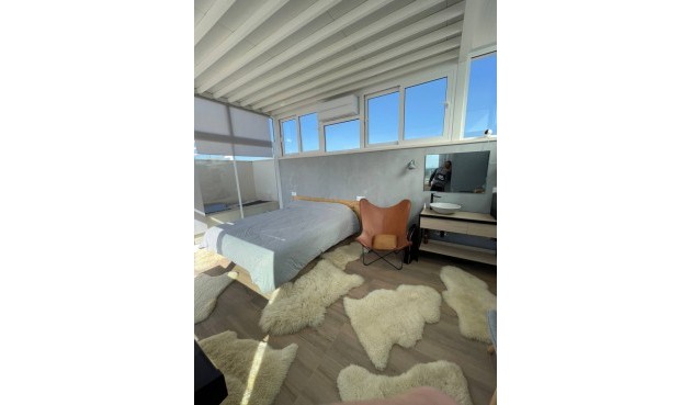 Resale - Apartment -
Orihuela Costa - Costa Blanca