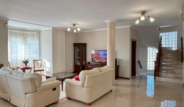 Återförsäljning - Villa -
Rojales - Ciudad Quesada