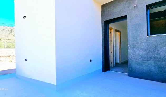 Resale - Villa -
Macisvenda - Inland