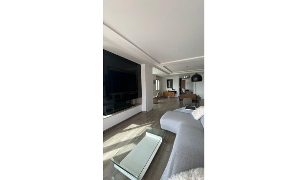 Brukt - Town House -
El Campello - Costa Blanca