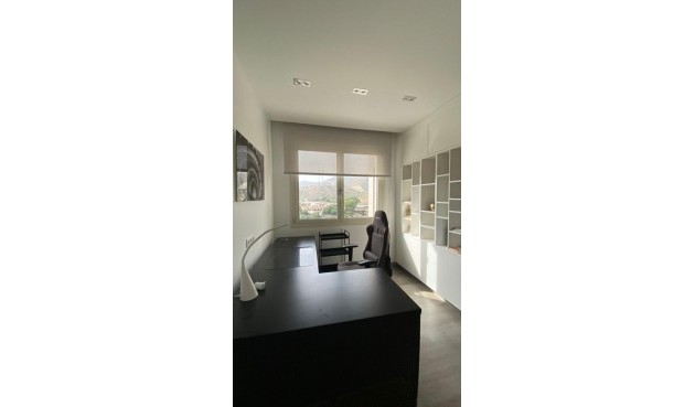 Brukt - Town House -
El Campello - Costa Blanca