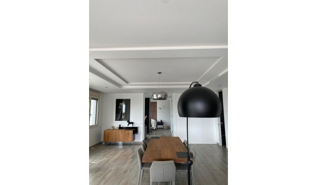 Brukt - Town House -
El Campello - Costa Blanca