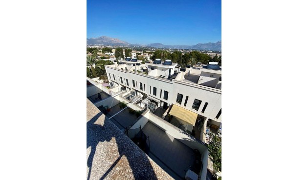 Resale - Town House -
Albir - Costa Blanca