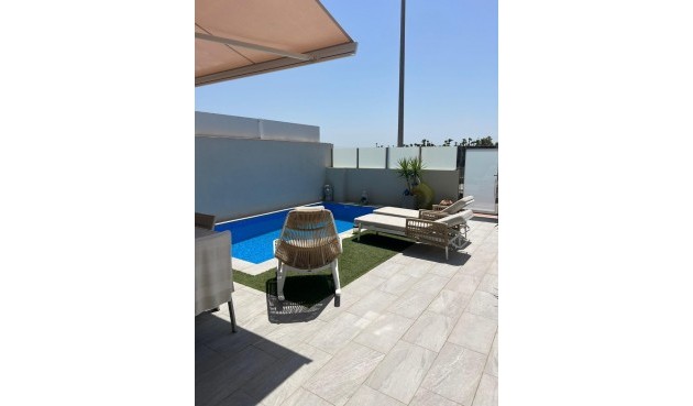 Resale - Villa -
Daya Vieja - Costa Blanca