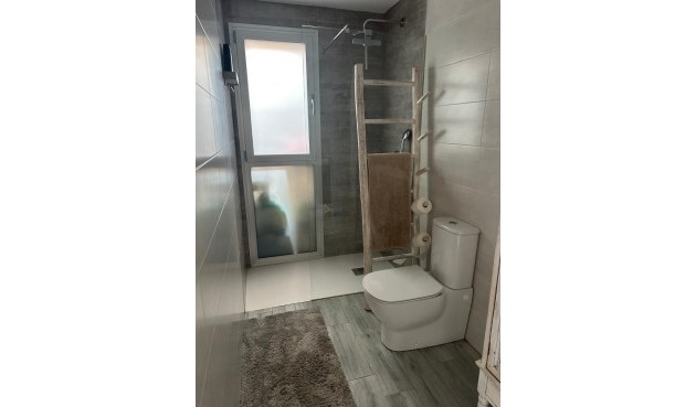 Resale - Villa -
Daya Vieja - Costa Blanca