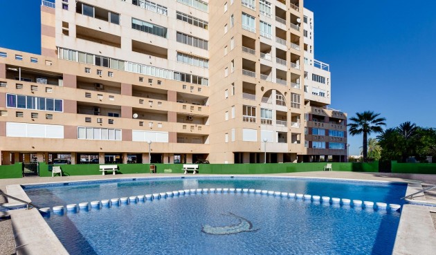Brukt - Apartment -
Torrevieja - La Veleta