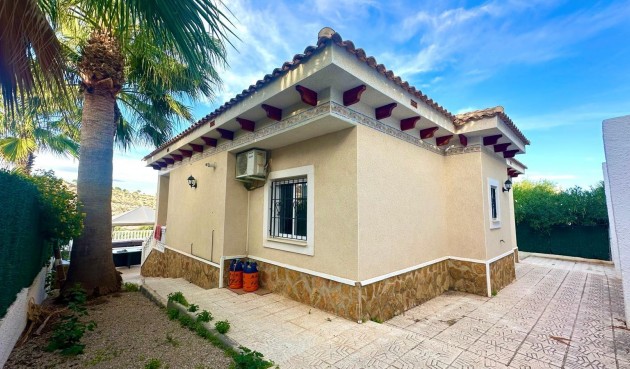 Resale - Villa -
Bigastro - Comunidad Valenciana