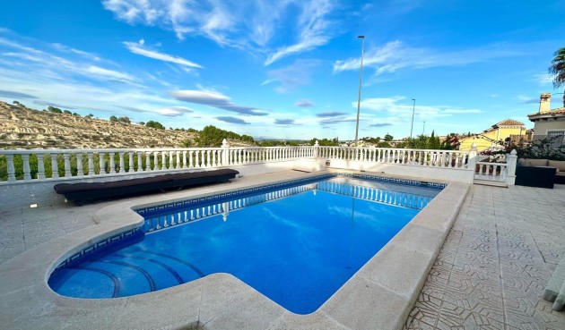 Resale - Villa -
Bigastro - Comunidad Valenciana