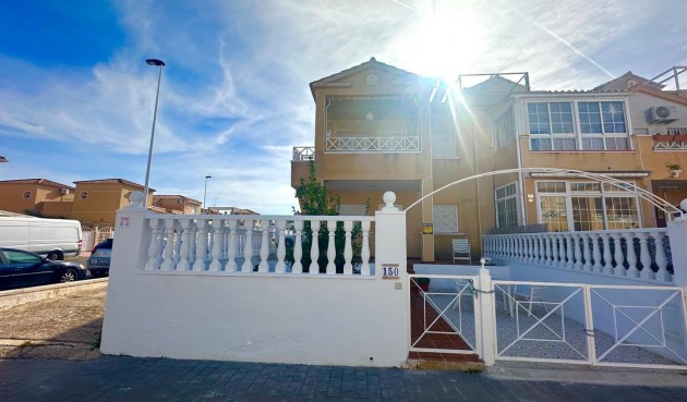 Resale - Bungalow -
Torrevieja - Playa de los Locos